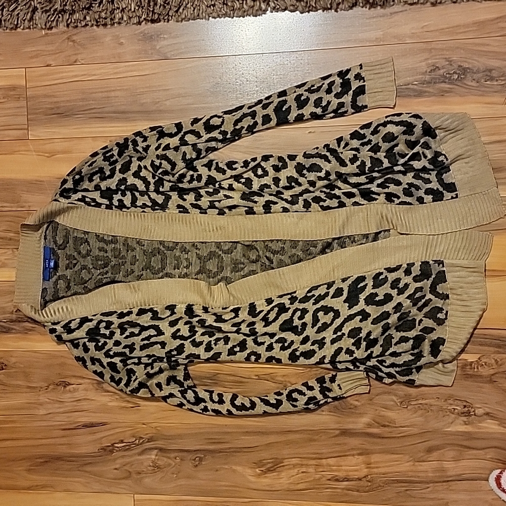 Leopard tunic length thin cardigan by Apt 9